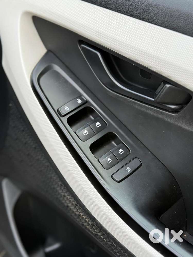 Hyundai Creta 1.5 E Petrol, 2022, Petrol