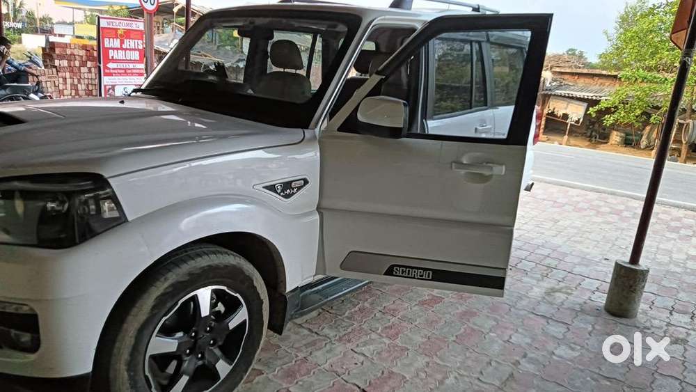 Mahindra Diesel Car 2024