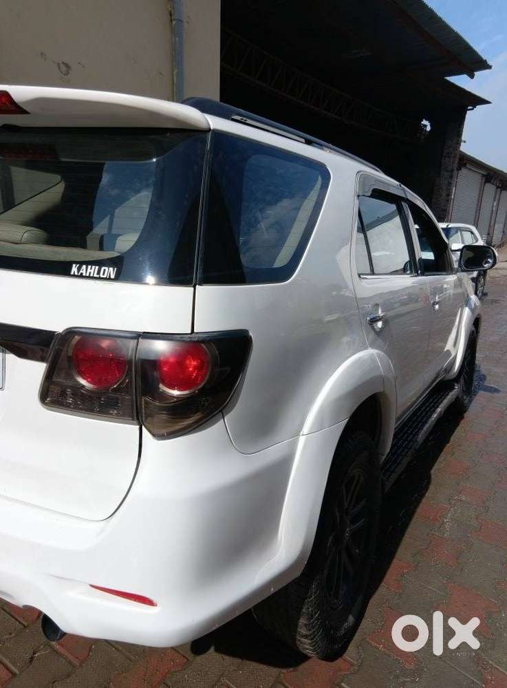 Toyota Fortuner, 2014, Diesel