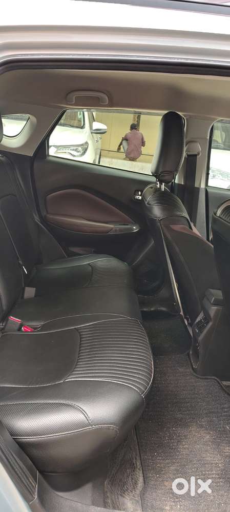 Toyota Urban Cruiser Taisor V 1.0 Petrol At, 2025, Petrol