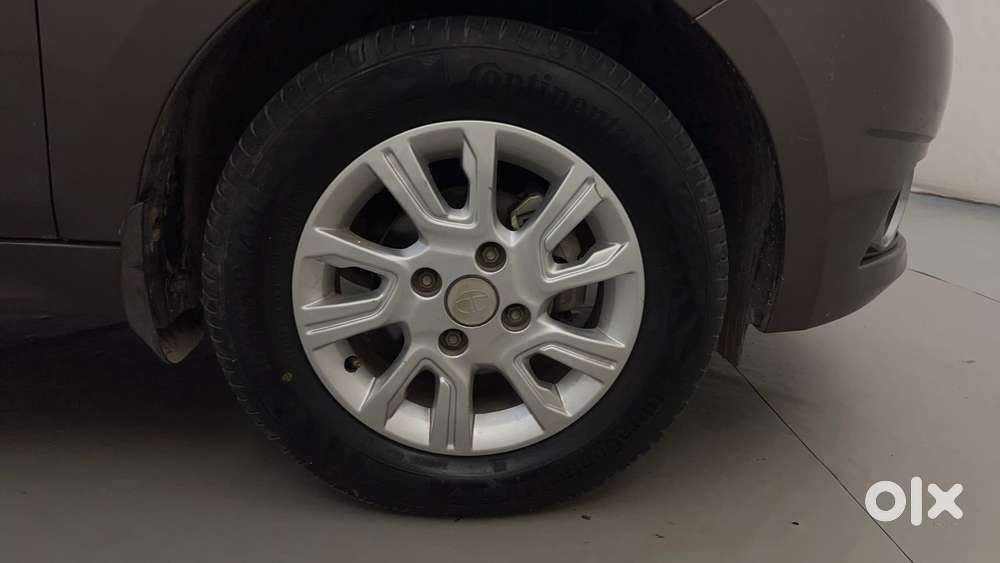 Tata Tiago Xza, 2018, Petrol
