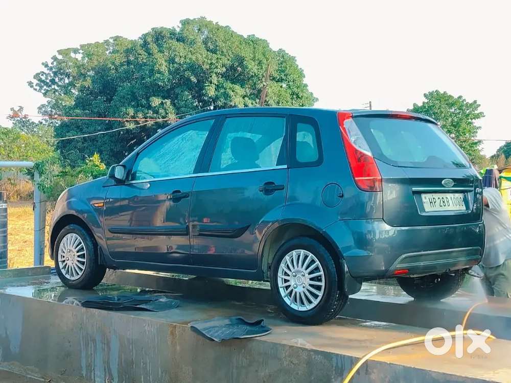 Ford Figo Petrol 2011 Year