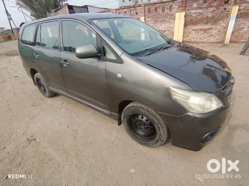 Toyota Innova 2012 Diesel 190000 Km Driven