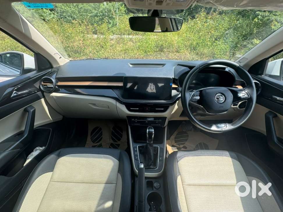Skoda Slavia 1.5 Tsi Style At, 2024, Petrol