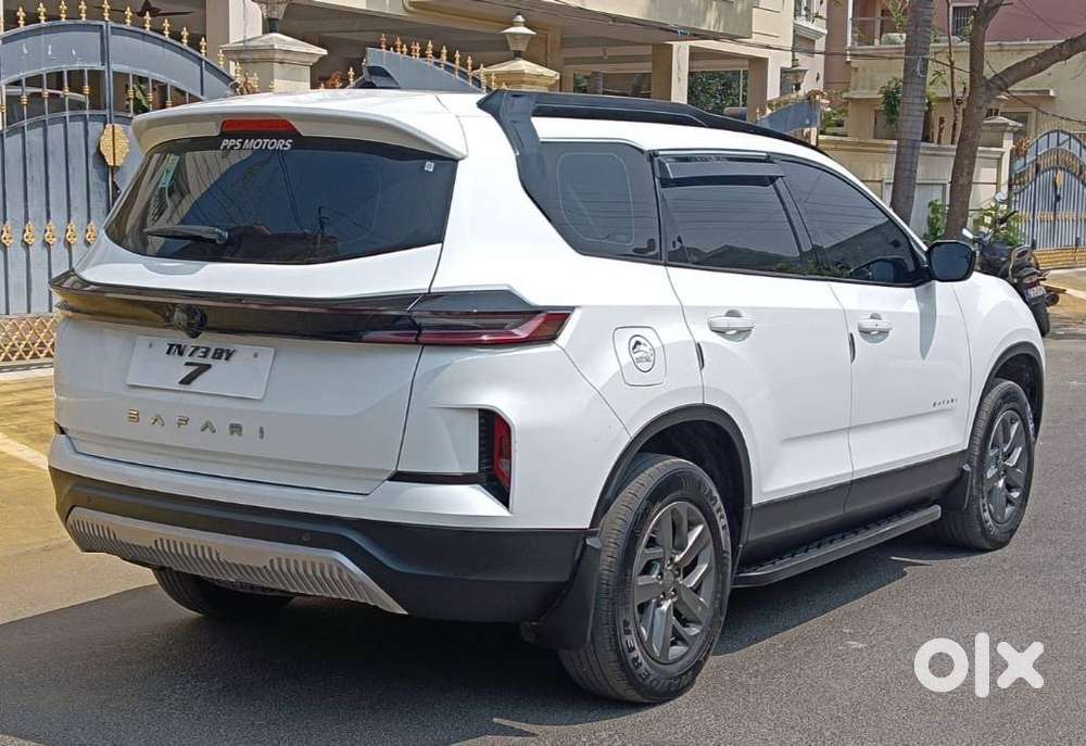 Tata Safari 2.0 Kryotec Xz Plus Gold, 2025, Diesel