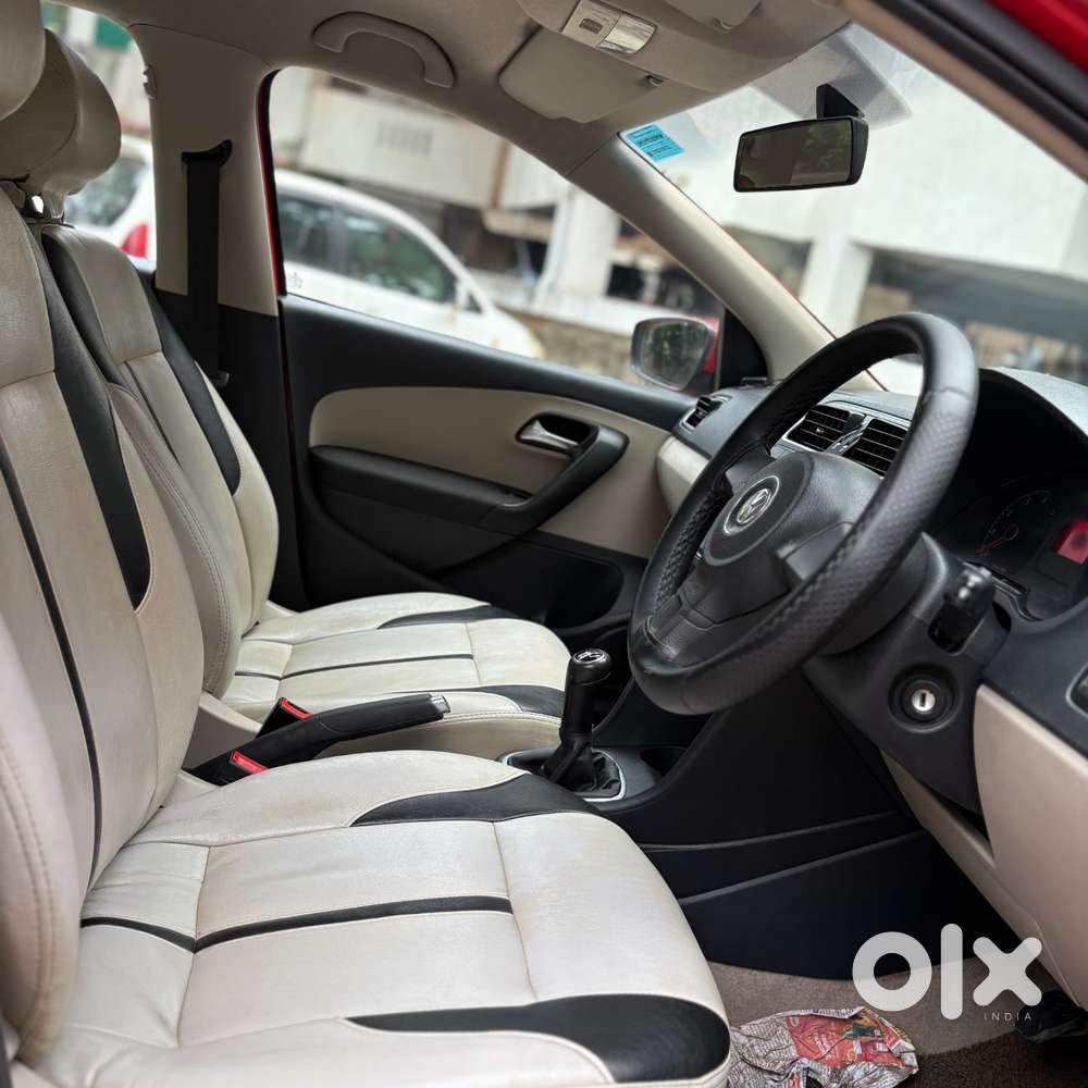 Volkswagen Polo Petrol Highline 1.2l, 2012, Petrol