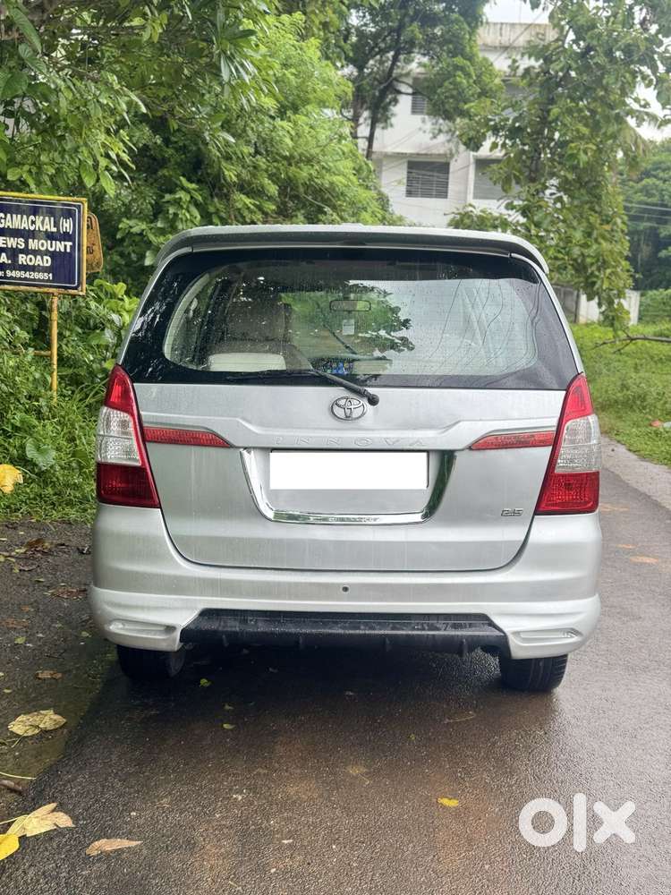 Toyota Innova 2.5 Gx 7 Str Bs-iii, 2012, Diesel