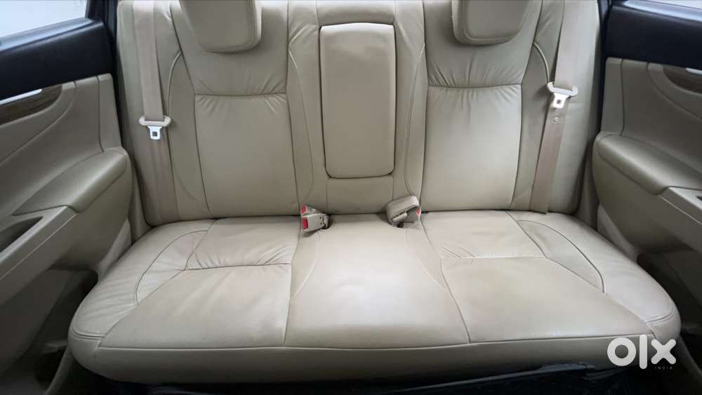 Maruti Suzuki Ciaz Alpha 1.5 At, 2022, Petrol