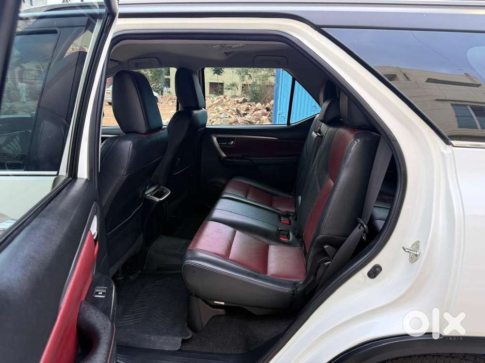 Toyota Fortuner Legender 4x2 At 2.8, 2022, Diesel