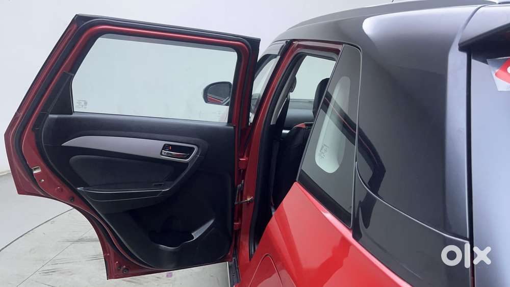Maruti Suzuki Vitara Brezza 1.5 Zxi Plus At Dual Tone, 2021, Petrol