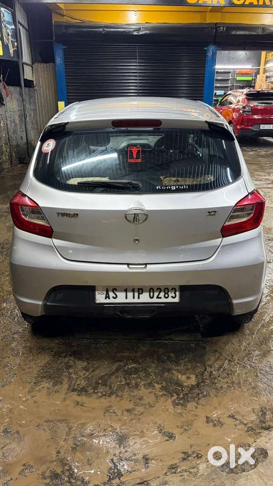 Tata Tiago Petrol 2018