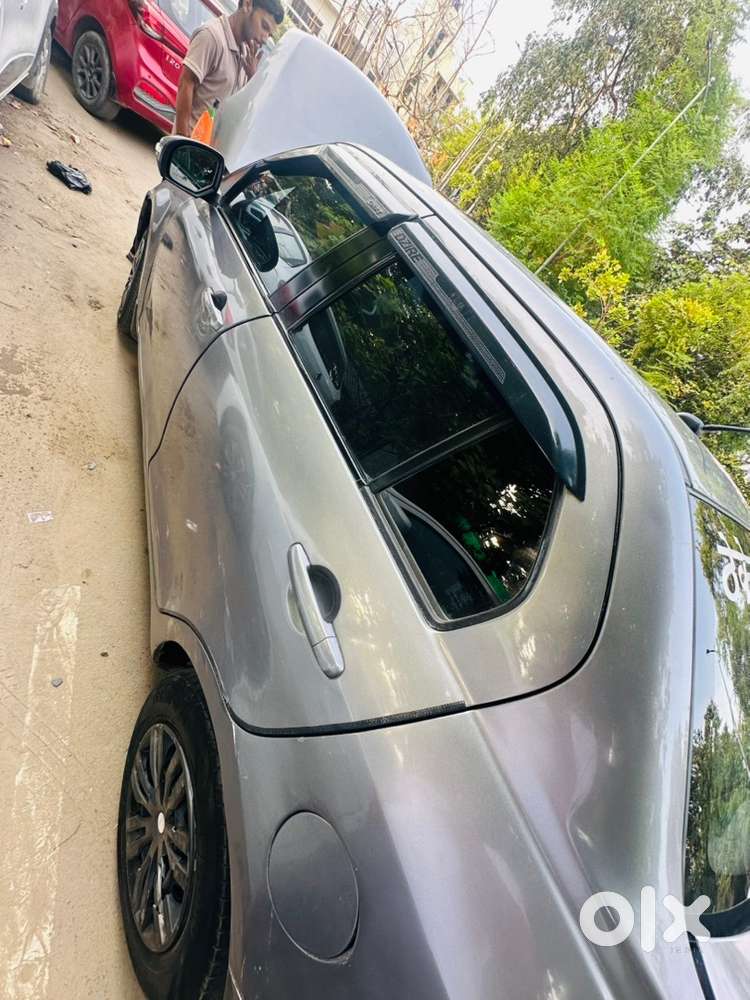 Maruti Suzuki Dzire 2013 Diesel Well Maintained
