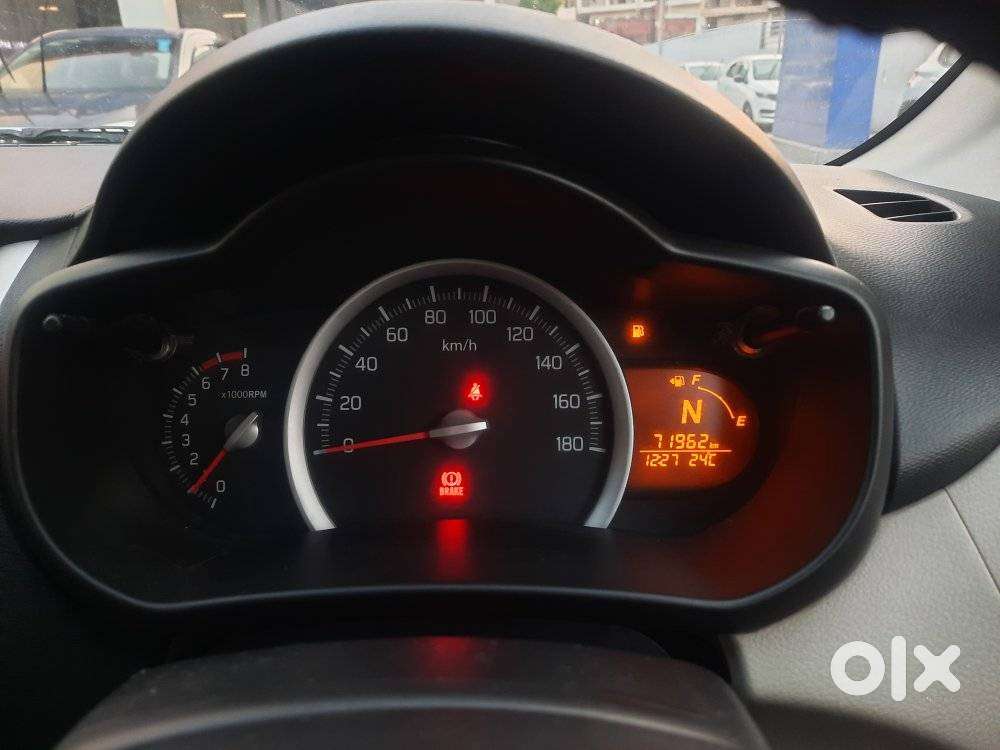 Maruti Suzuki Celerio 1.0 Zxi Amt, 2017, Petrol