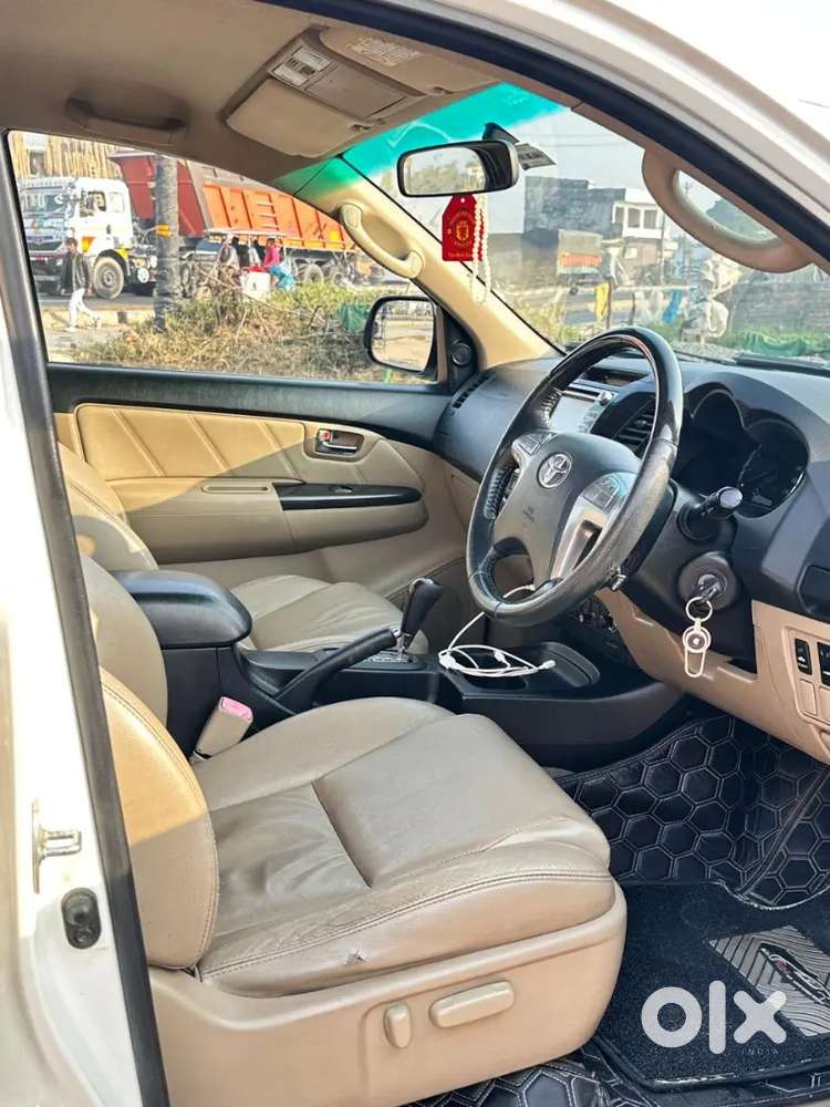 Toyota Fortuner 2016 Diesel 110000 Km Driven