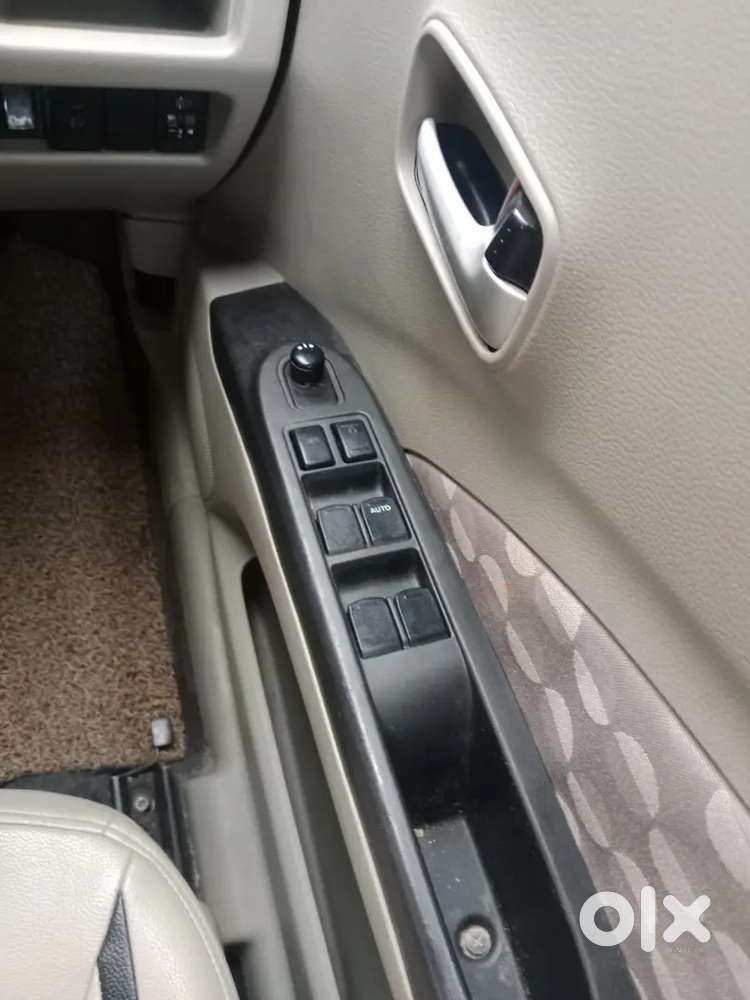 Maruti Suzuki Celerio Zxi Petrol Manual 2015