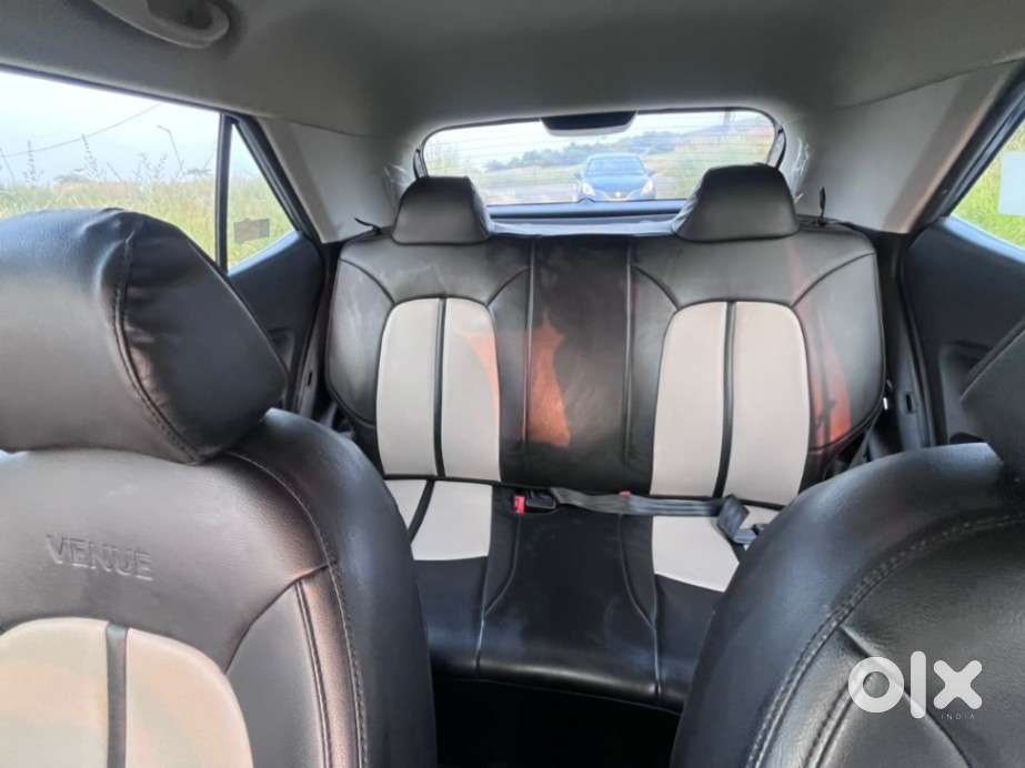 Hyundai Venue, 2021, Petrol