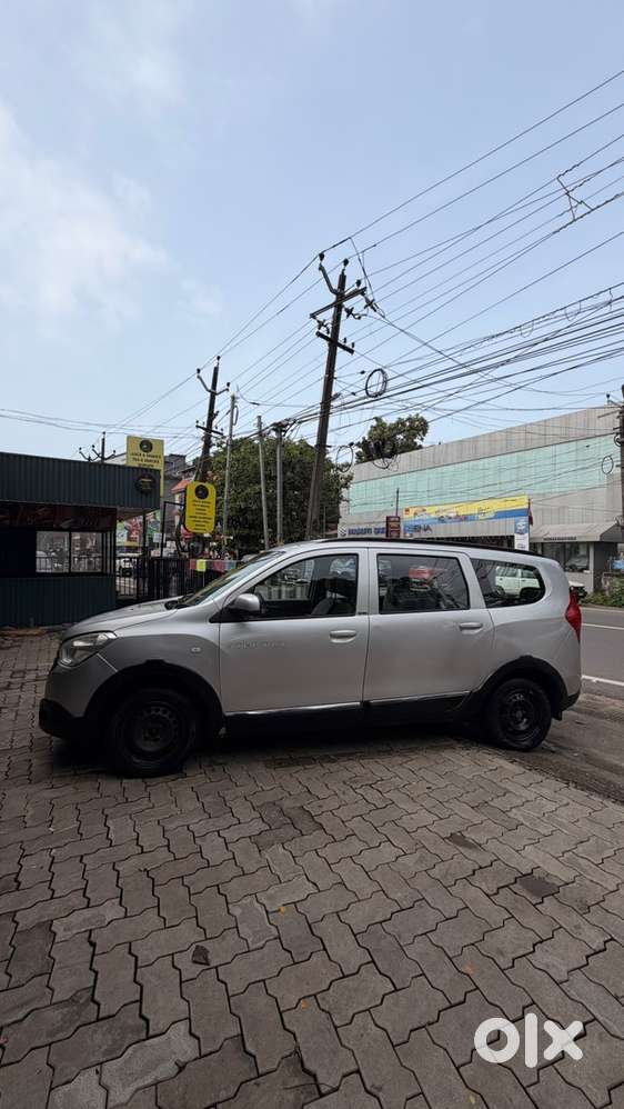 Renault Lodgy Diesel 2017 At Kozhikode (kl 07)