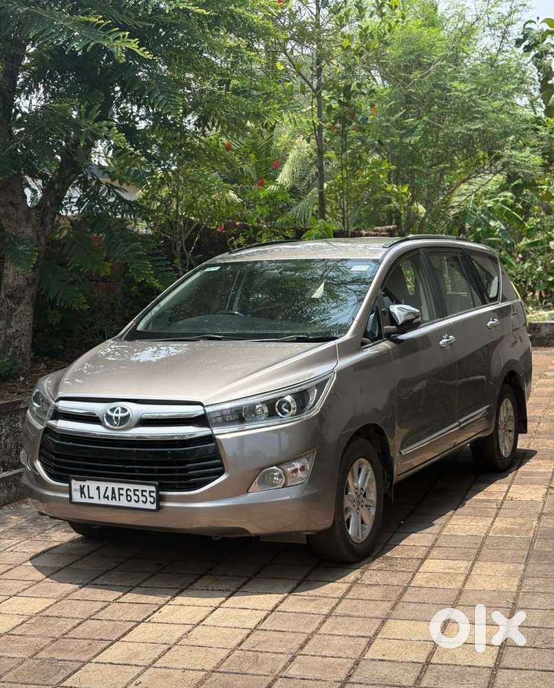 Toyota Innova Crysta 2017
