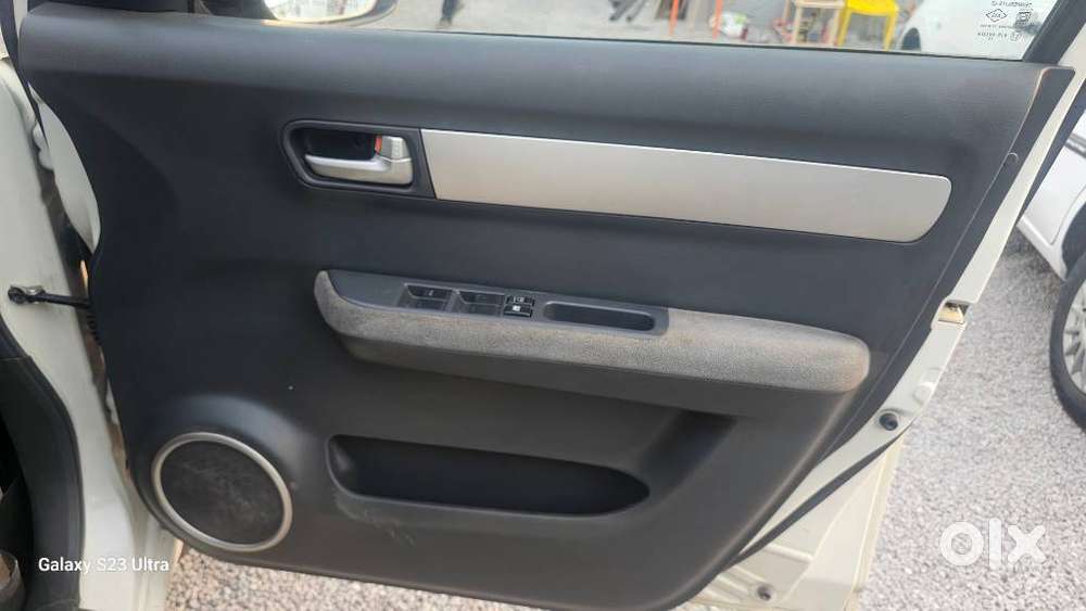 Maruti Suzuki Swift Dzire 1.2 Vxi Bsiv, 2011, Petrol