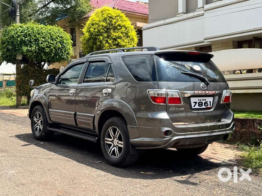 Toyota Fortuner 3.0 4x2 Automatic, 2010, Diesel