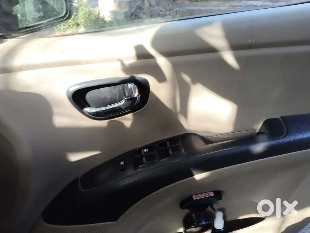 Hyundai I10 1.1 Litre Petrol Magna . . Best Condition Same As Photo .