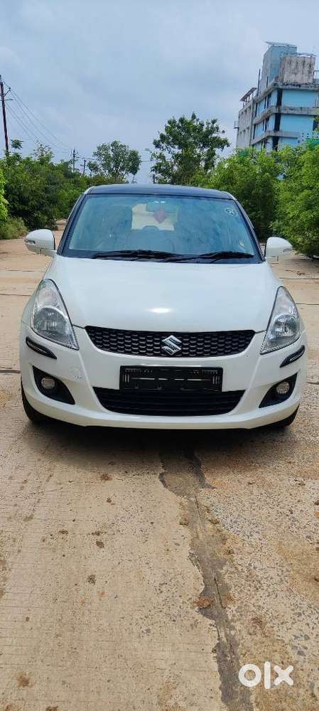 Maruti Suzuki Swift Vxi + Manual, 2014, Petrol
