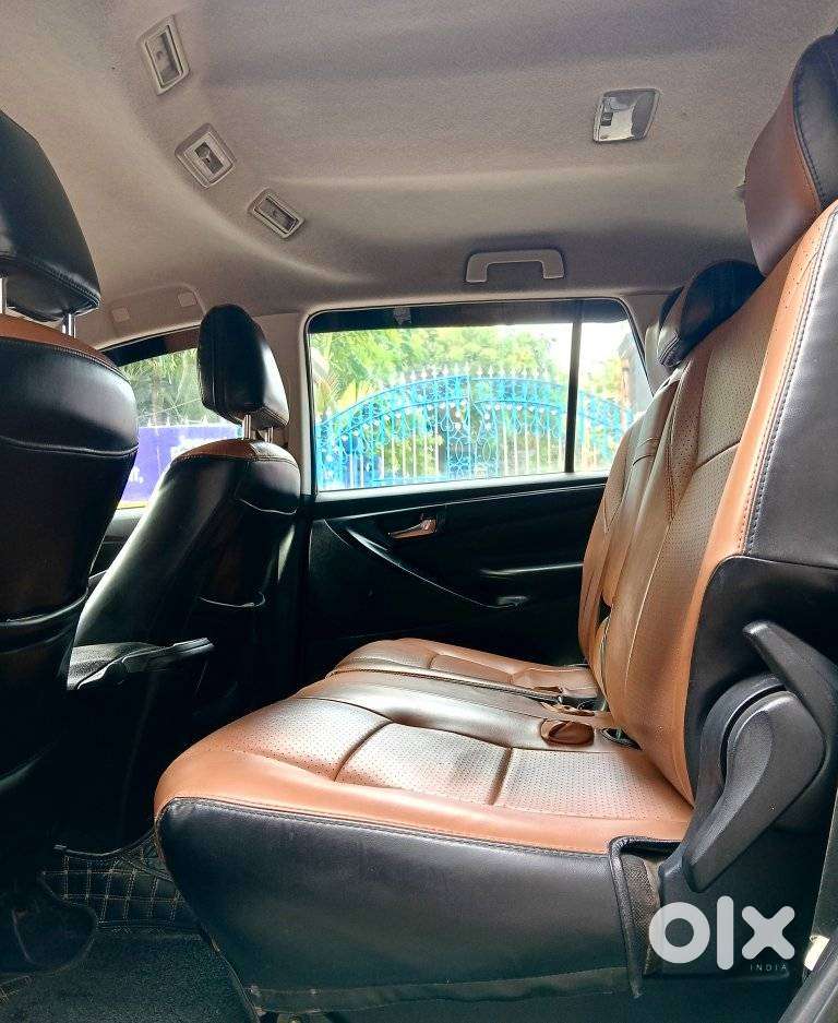 Toyota Innova Crysta 2.4 G Mt 8s, 2019, Diesel