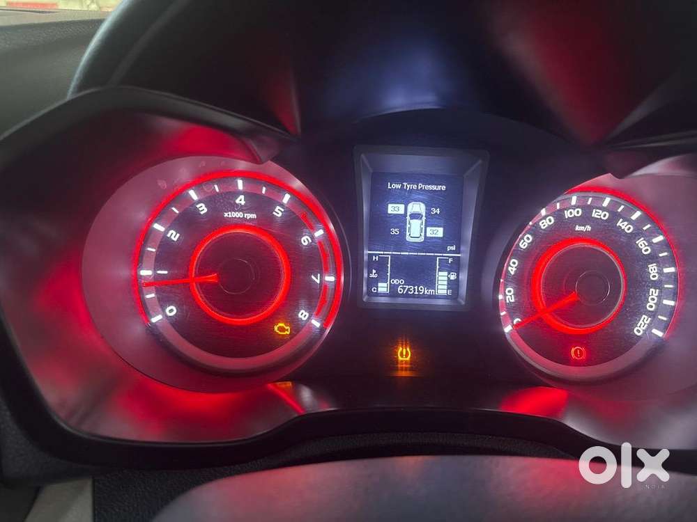 Mahindra Xuv300 2022 Petrol Good Condition