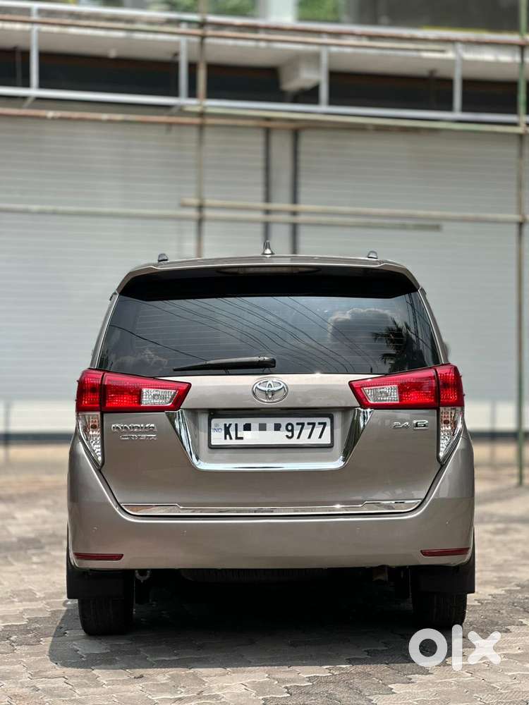 Toyota Innova Crysta 2.4 G Mt 8s, 2019, Diesel