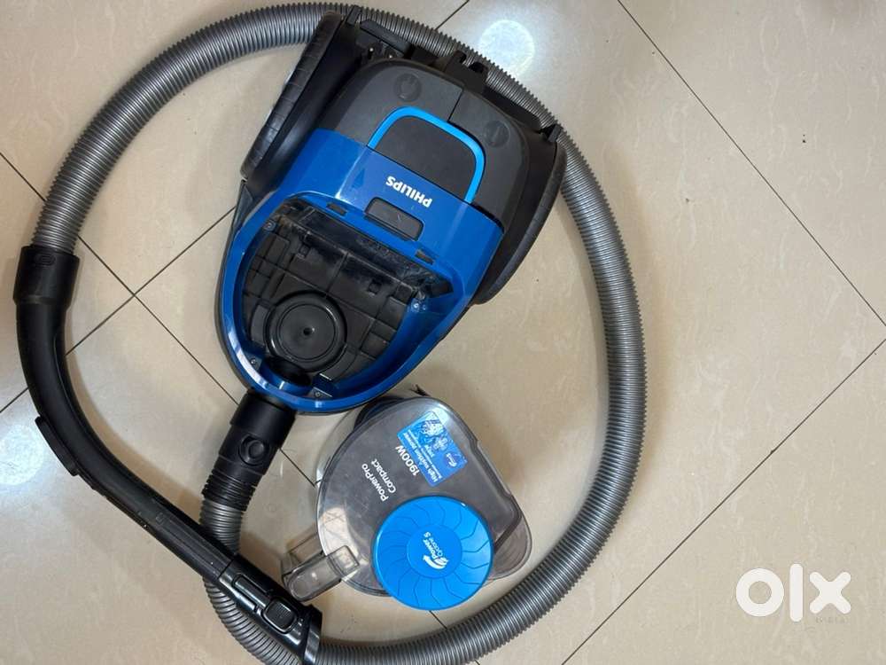 Philips PowerPro Compact Vacuum Cleaner (1900W) - Excellent Condition