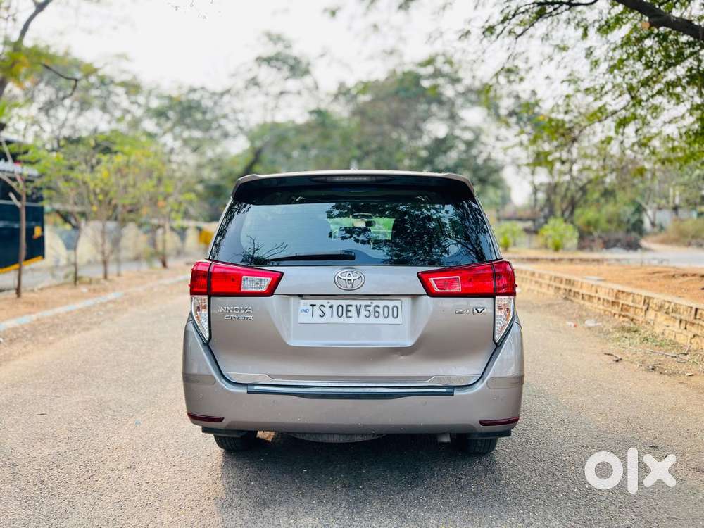 Toyota Innova Crysta 2.4 V, 2019, Diesel