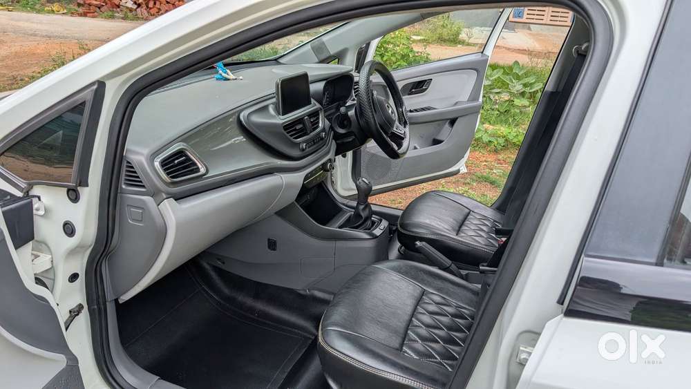 Tata Altroz 1.2 Xt(o) Turbo, 2020, Petrol