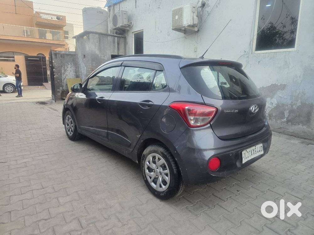 Hyundai Grand I10 Sportz Edition, 2017, Petrol