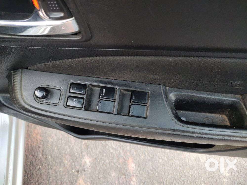 Maruti Suzuki Swift 1.2 Vxi (o), 2020, Petrol