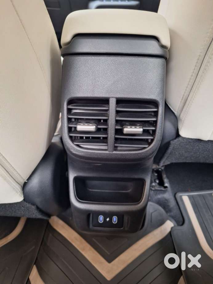 Hyundai Verna 1.5 Sx (o) Vtvt Ivt, 2023, Petrol