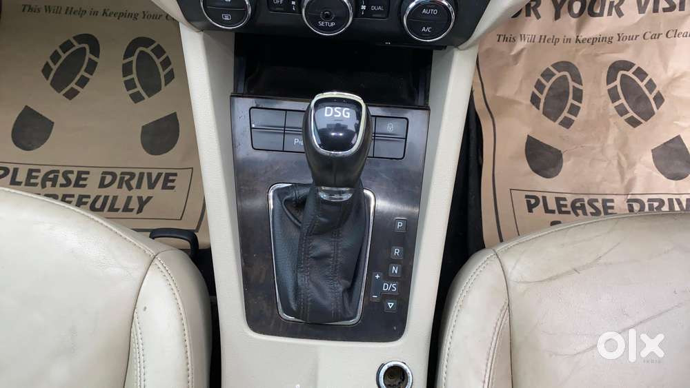 Skoda Octavia 1.8 Elegance Tsi At, 2014, Petrol