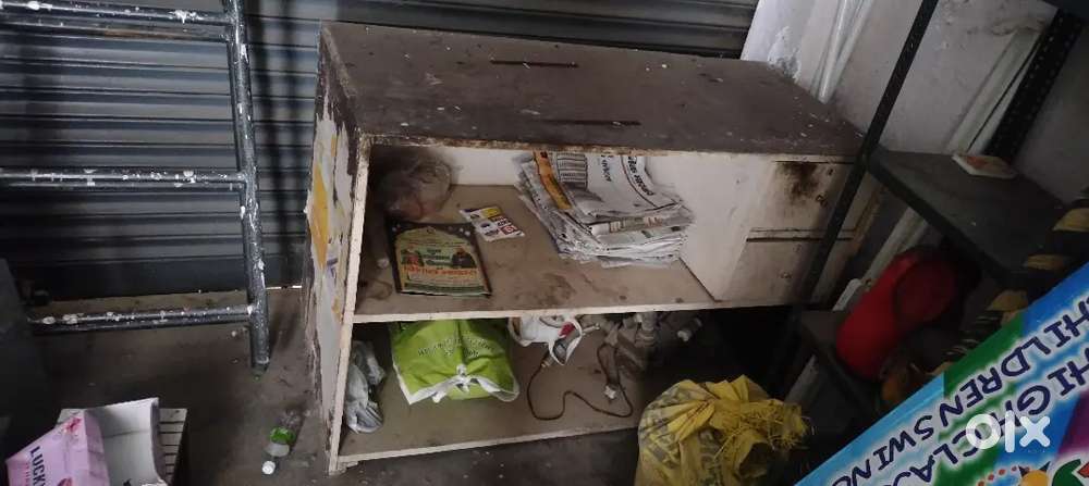 Shop Counter