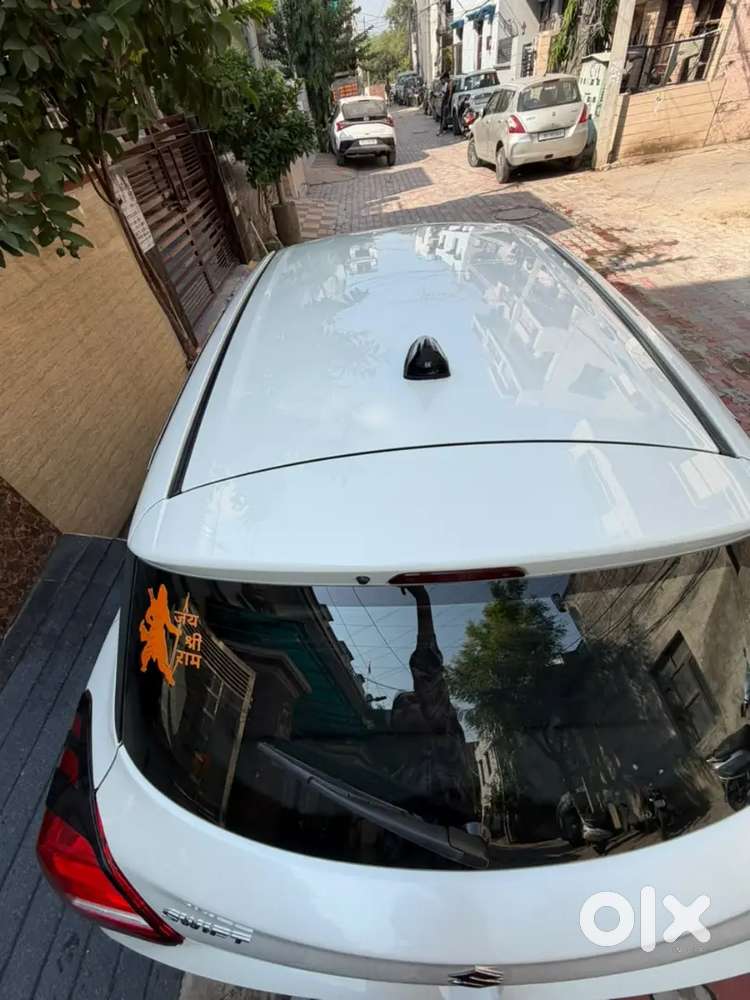 Maruti Suzuki Swift 2021zxi