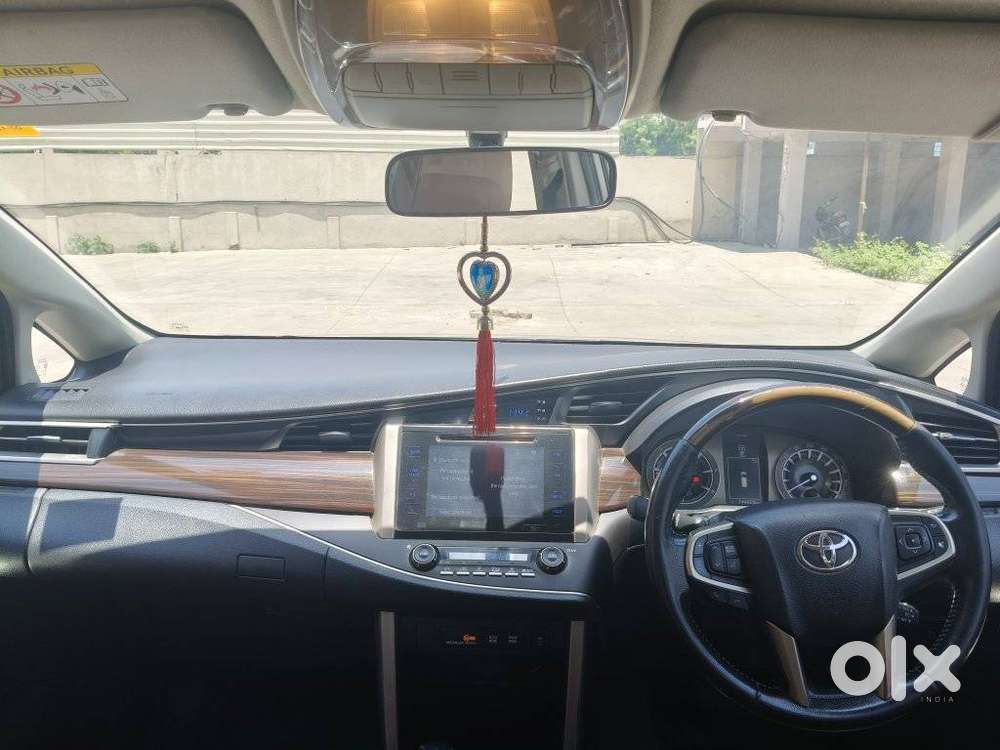 Toyota Innova Crysta 2.8z Automatic, 2018, Diesel