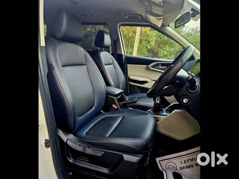 Kia Carens G 1.5 6mt Premium (o) 7-seater, 2024, Diesel