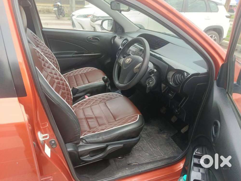 Toyota Etios Cross 1.2l G, 2015, Petrol