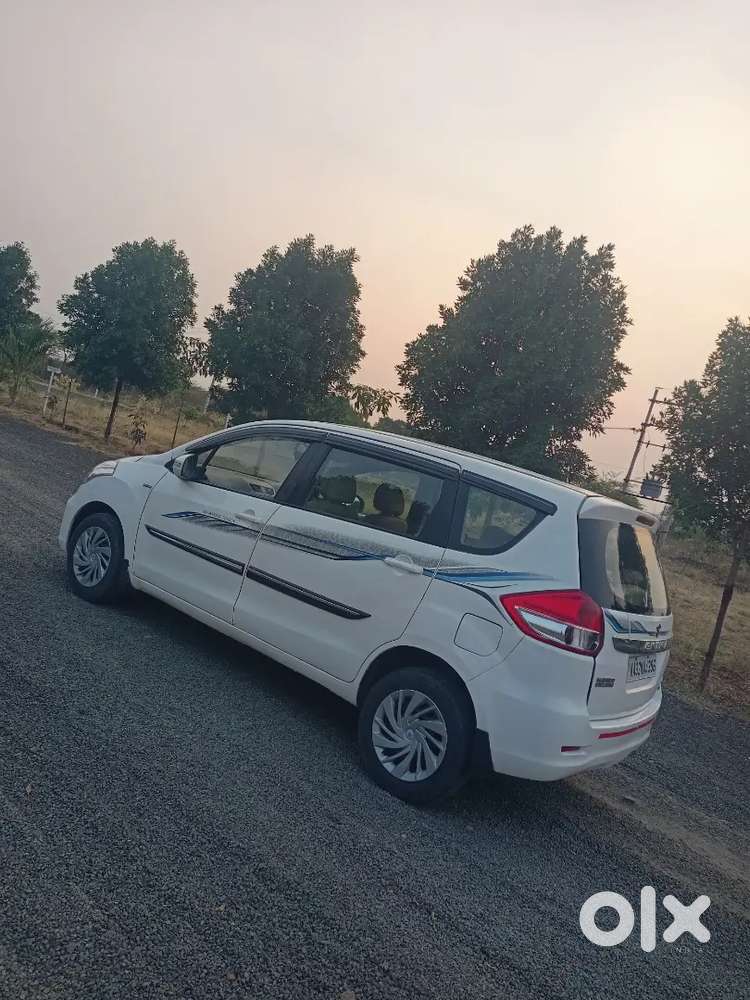 Maruti Suzuki Ertiga 2016 Diesel 75000 Km Driven