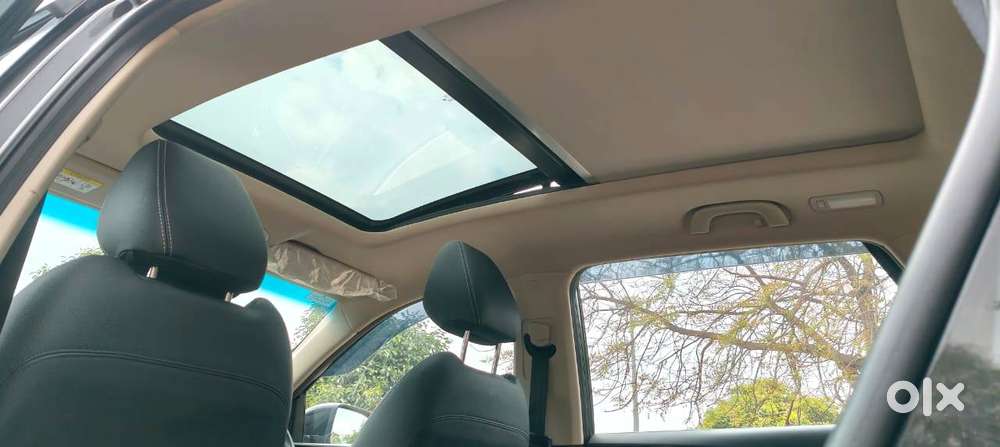 Mg Hector Plus Sharp Pro Blackstorm 1.5 Turbo Petrol Cvt 7 Str, 2024..