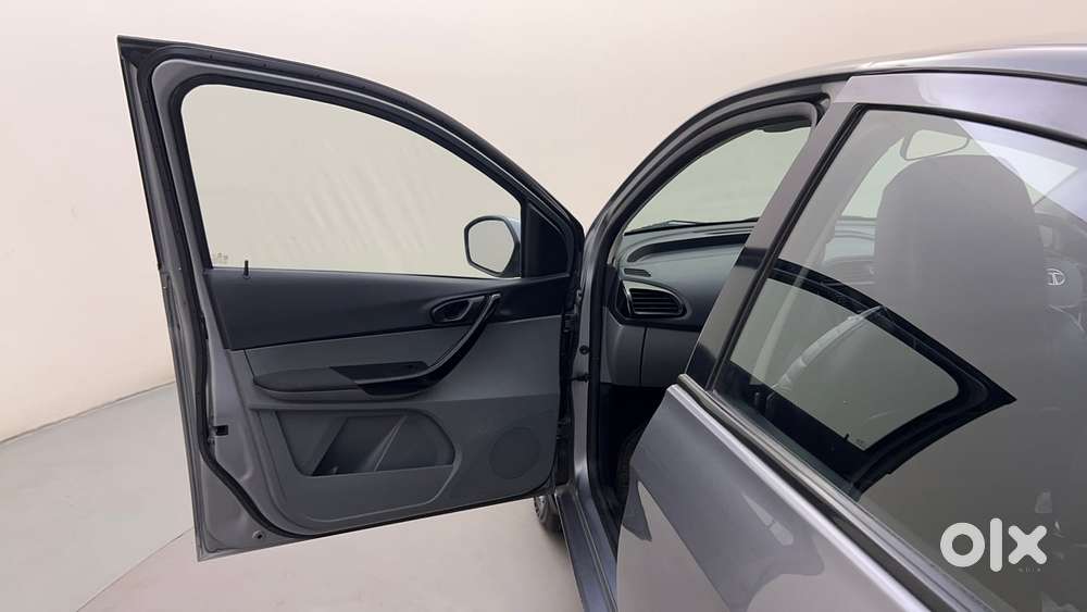 Tata Tigor 1.2 Revotron Xta, 2018, Petrol