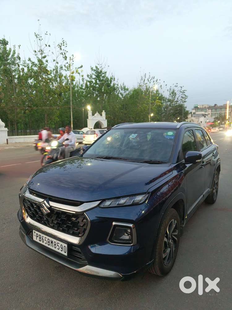 Maruti Suzuki Grand Vitara 1.5 Alpha Smart Hybrid At, 2025, Petrol