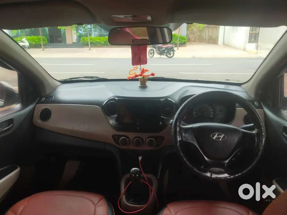 Hyundai Xcent 2016