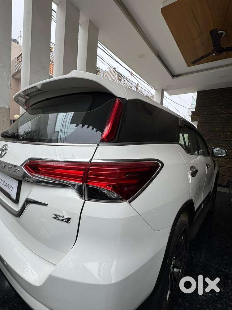 Toyota Fortuner Diesel Good Condition Or Oringinal All Body Parts