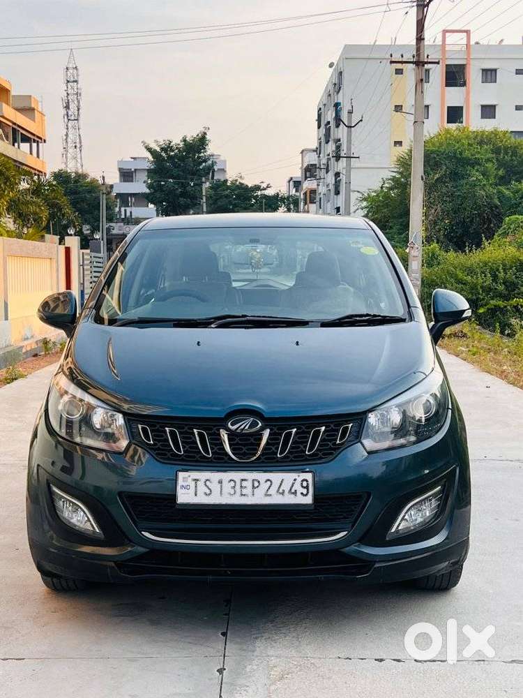 Mahindra Marazzo M6, 2019, Diesel