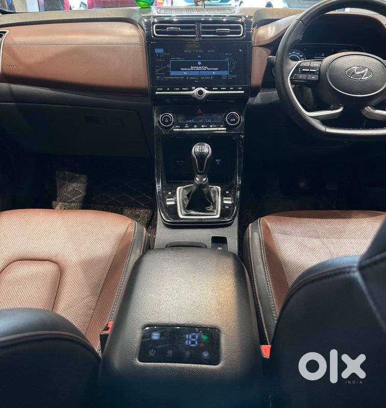 Hyundai Alcazar Signature, 2021, Petrol
