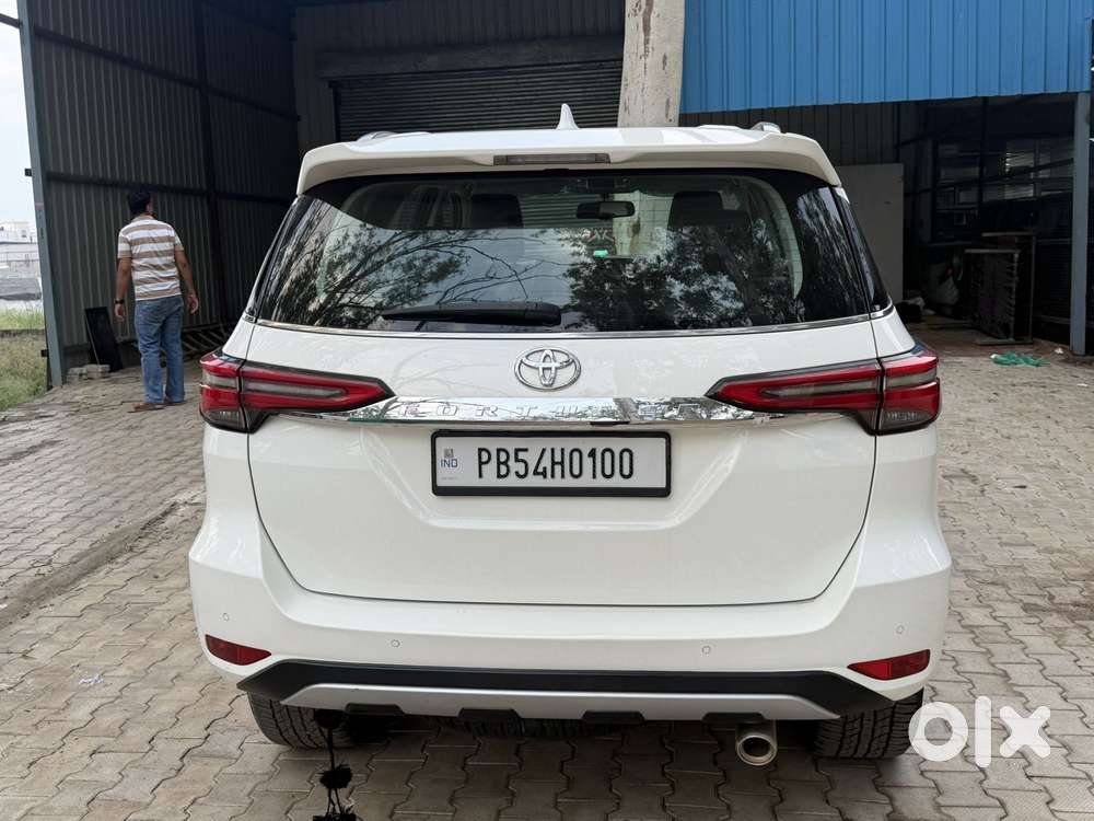Toyota Fortuner 3.0 4x2 Automatic, 2022, Diesel